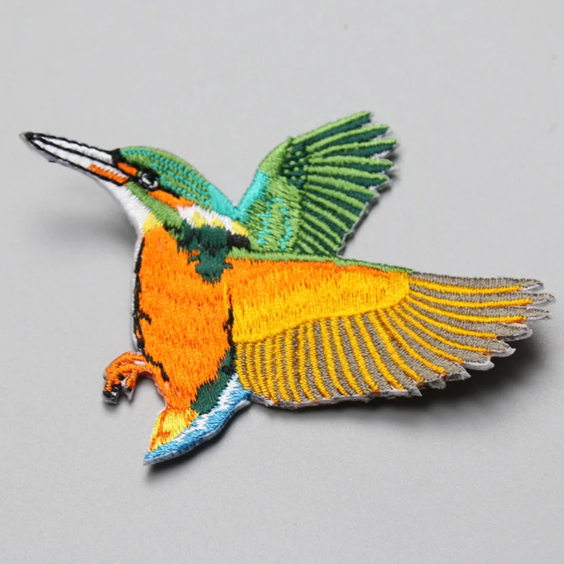 Hot Sale Beautiful Green Pink Yellow Bird Patches Embroidered  Iron On Patch For Clothing Sticker Badge