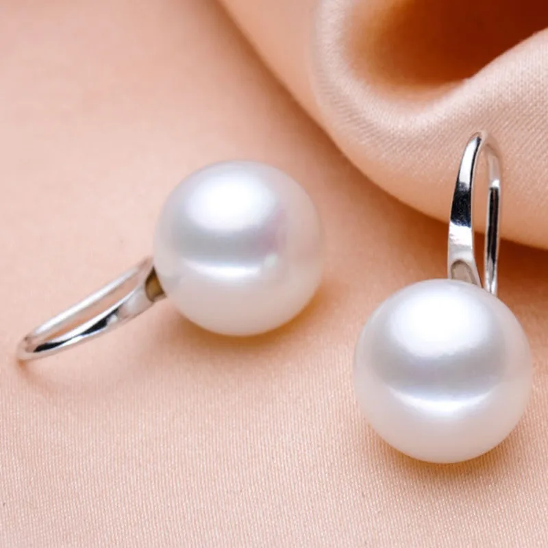 Hot Sale Fashion Pearl Stud Earrings New Natural 6-10mm White Freshwater Pearl Earrings For Wedding Jewelry Gift Drop Earrings