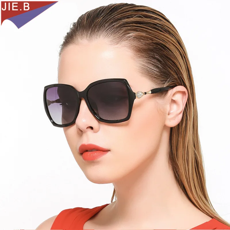 

2017 Luxury Diamond Pearl Polarized Sunglasses Women Brand Design Fashion Oval Style Sun Glasses