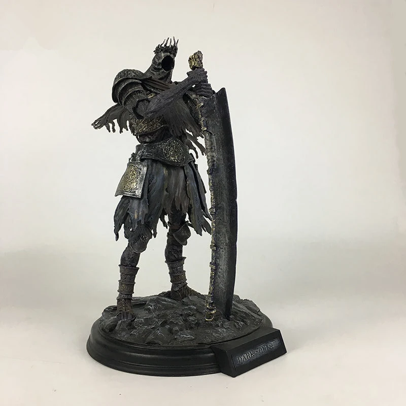 [Funny] Large size 42cm Movie Statue Dark Souls Dark Knight Bust Giant Devil Resin Action Figure Collectible Model Toy crafts