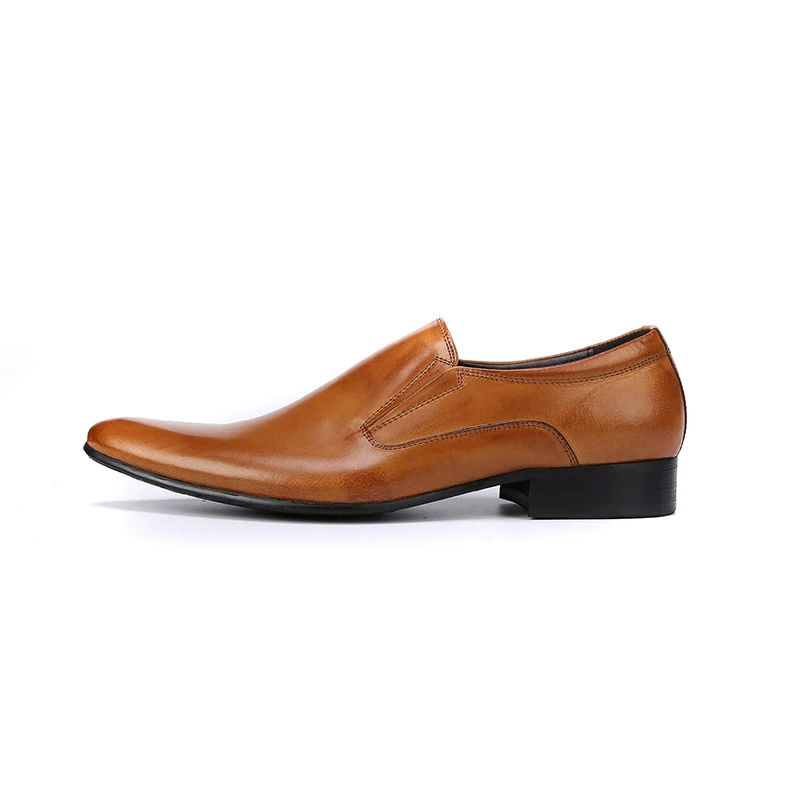 Nieuwe Klassieke Echt Lederen Heren Kleding Schoenen Zakelijke Formele Bruiloft Kantoor Man Bruin Zwart Schoeisel Puntschoen Slip On Loafers