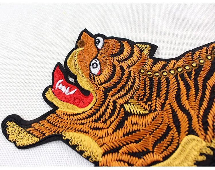 Tigre e Animais Applique Bordado Patches para Pano, Handmade Flores Vestuário Pins, Patch costura