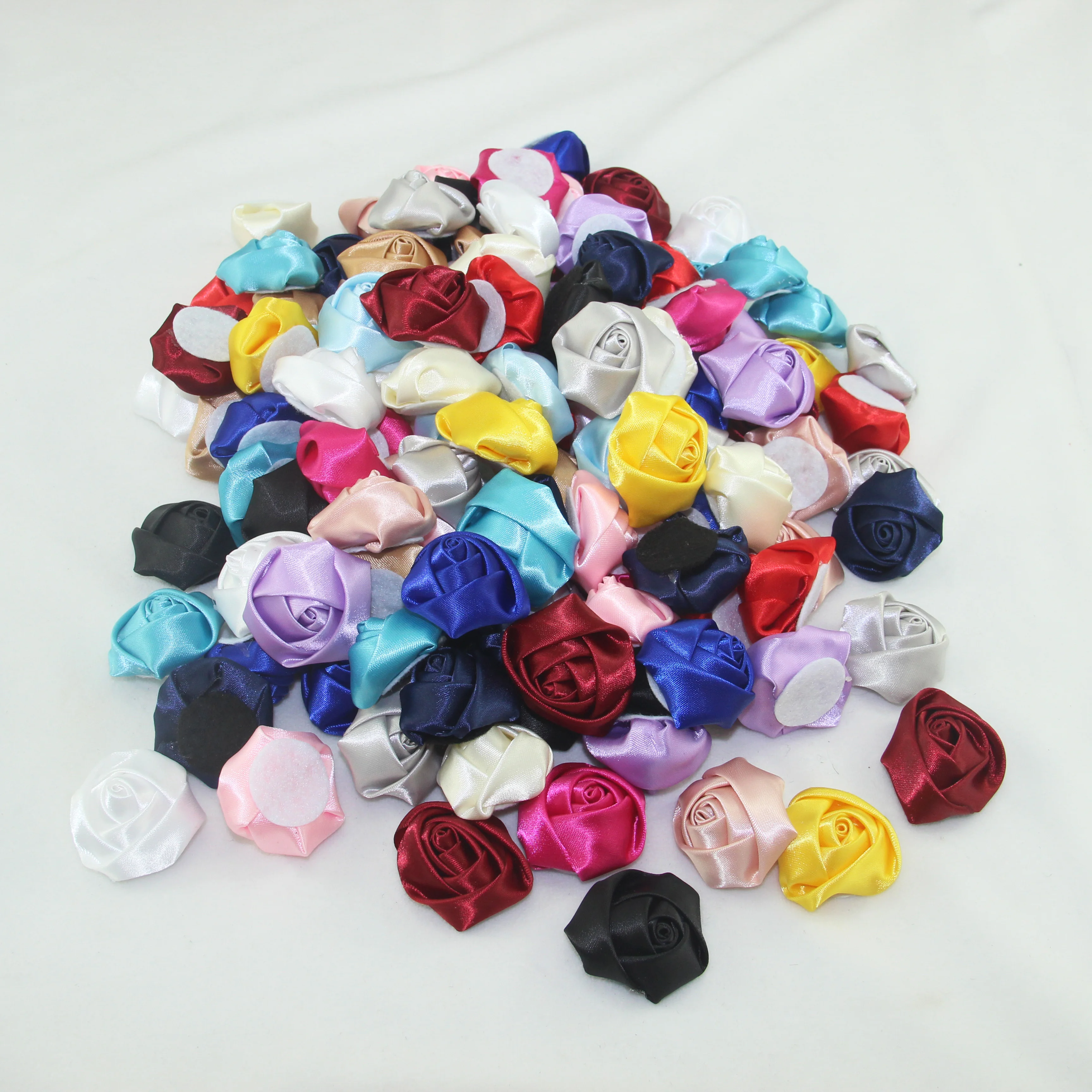 10 قطعة/حقيبة 3.5-4 سنتيمتر شريط من الساتان زهرة الحرير النسيج زهرة اليدوية DIY بها بنفسك الزفاف باقة أزهار الشعر القماش اكسسوارات