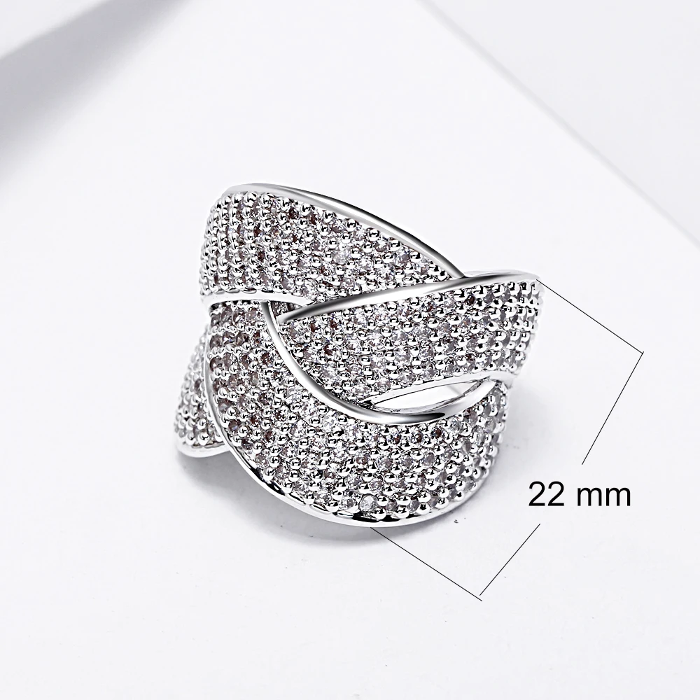 Trendy Big Party Ring for Women Pave Full Sparkly AAA Crystal Cubic zircon Jewelry New Arrival Lady's Accessory