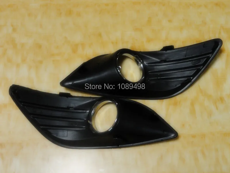 2 Pcs/Pair RH and LH fog light lamp cover with trim hole for Ford Focus 2009 2010 2011 Sedan 4 door