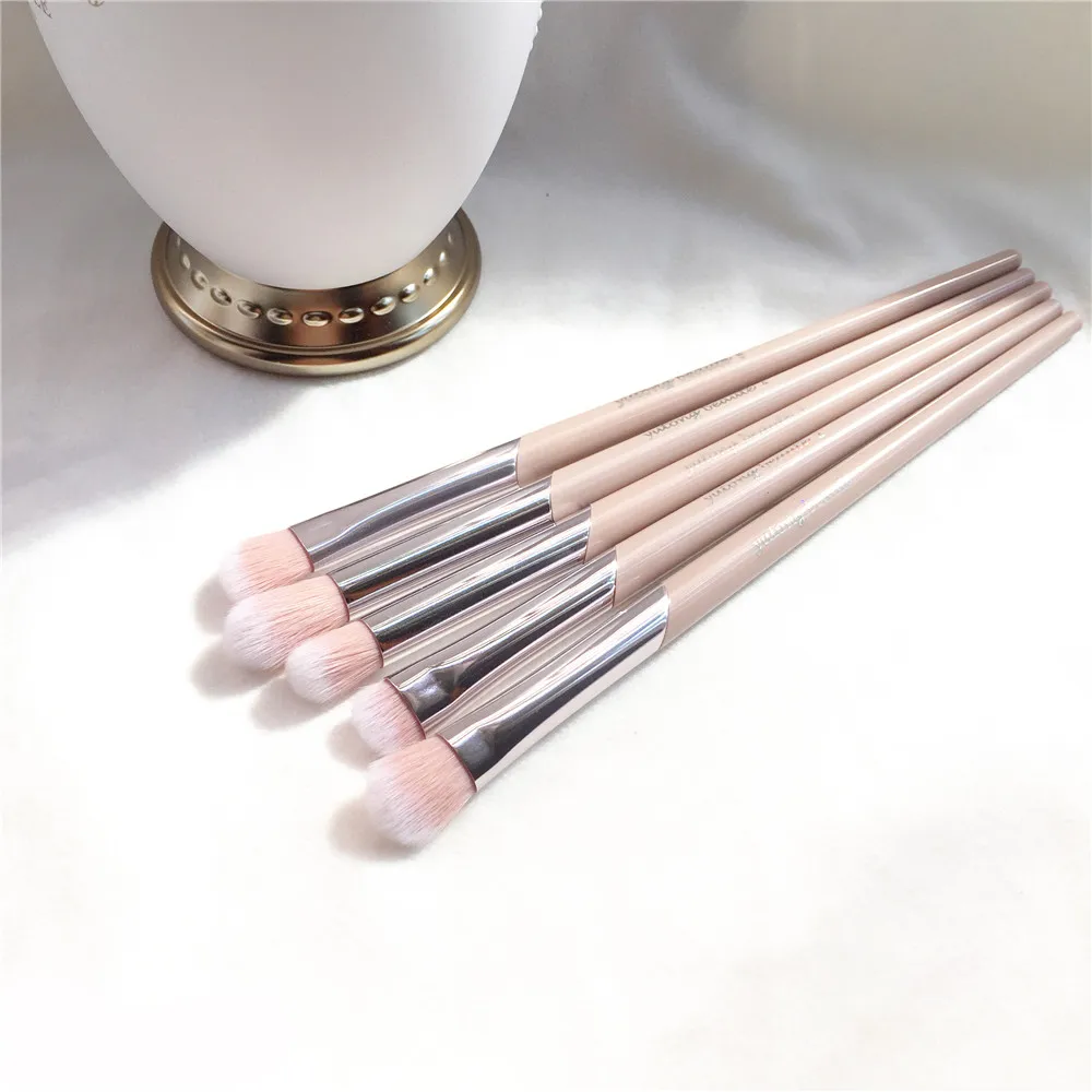 Yutong Beaute FB-Series Pink Eye Kit I - Soft Dyed Goat Hair / Synthetic - Professional Eyeshadow Brushes - Beauty makeup tools