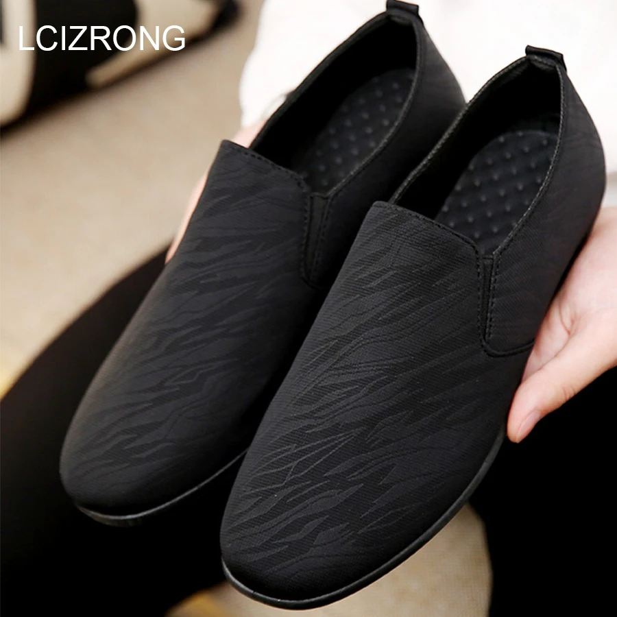 LCIZRONG Summer Mesh Men Loafers Leisure Shoes Moccasins Comfortable Casual Shoes Male Non-slip Graffiti Breathable Flats Spring