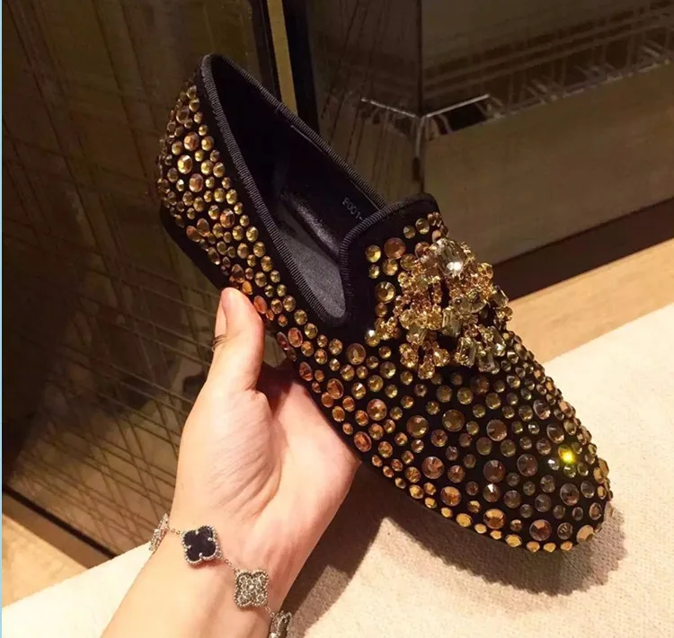 Frühling Gold schwarz 2024 handgemachte Strass Männer Schuhe Kristall Slipper männliche Luxus Party Hochzeit Schuhe schlüpfen auf Herren flache Schuhe