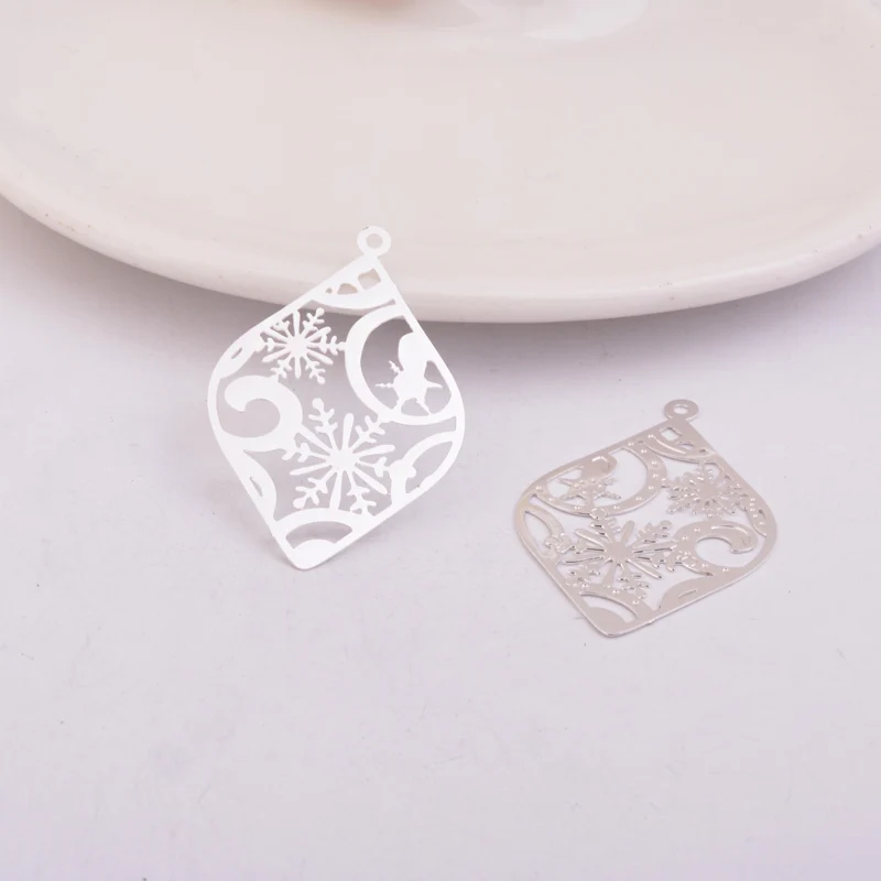 50 Stück AB5411 38*25mm Schneeflocken-Ohrring-Anhänger, bemalte Druck-Charms, Verbindungsstücke – Detail 6