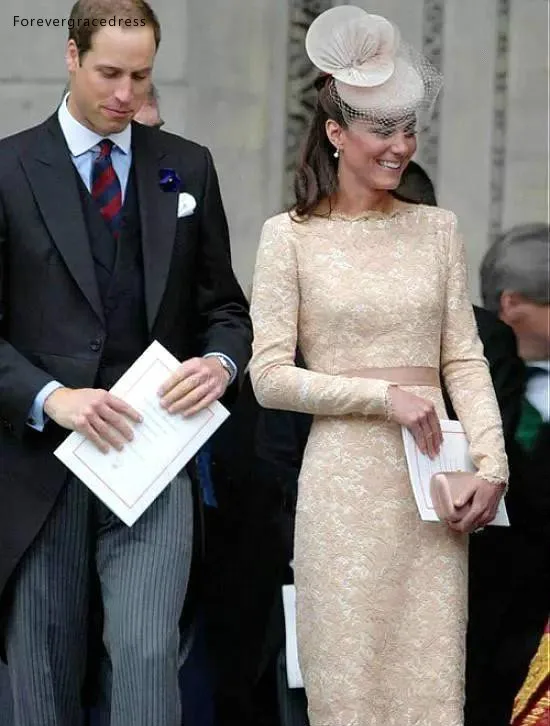 Kate Middleton manches longues robes de soirée 2019 Champagne genou longueur célébrité vacances porter formelle fête robes de bal grande taille