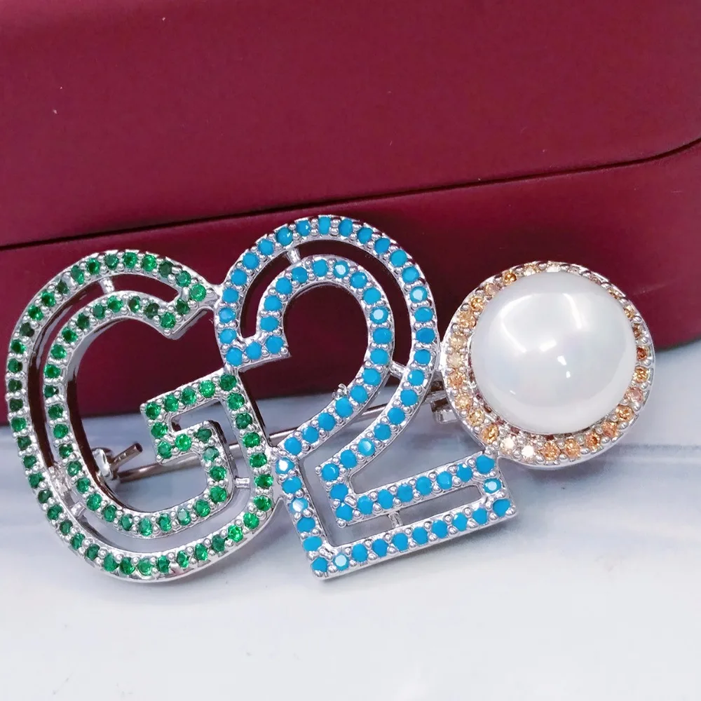 Bottom Price Vintage Style Brooches G20 with Imitation Pearl Multicolor Pins Brooches CZ Crystal Brooch For Women Wedding Dress