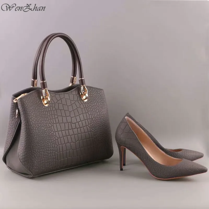 Top Grade Leather Woman Soft Shoes And Hand Bag Set Nice Style High Heels Shoes And Bag Set Size 36-43 High Quality