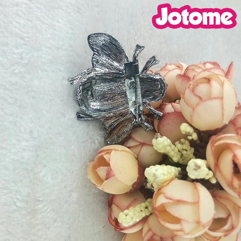 Large custom 50mm vintage fashion bumble bee rhinestone brooches pins, female honey bee insect brooch