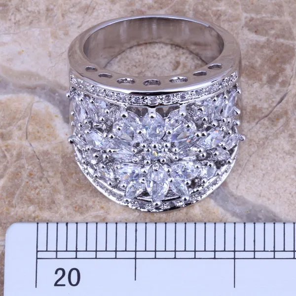 Fantastic White CZ Silver Plated  Ring Size 5 / 6 / 7 / 8 / 9 / 10 / 11 / 12 S0180