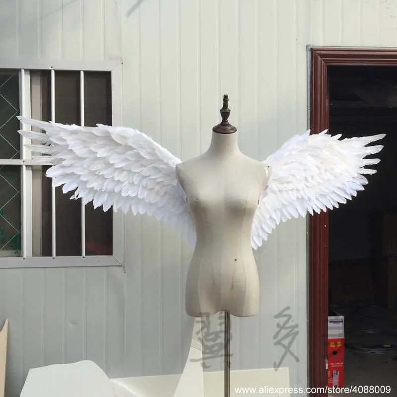 Model's white angel wings beautiful wedding photo prop Wedding Party T-stage show DIY deco produts