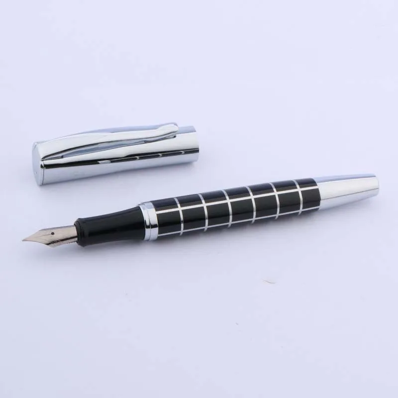

luxury High quality brand 051 fountain pen Half Black Chessboard ink pen Stationery Student Office school supplies