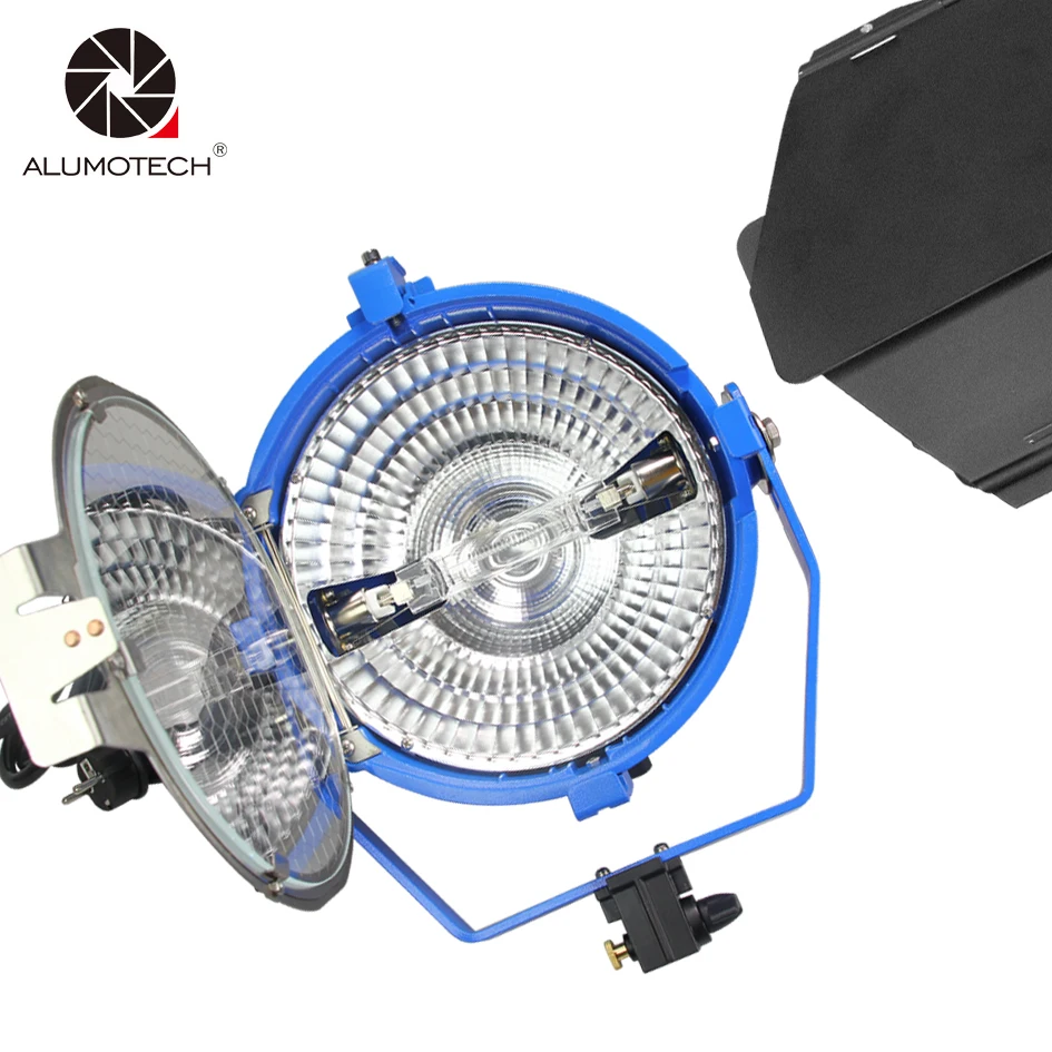 

ALUMOTECH Compact 2000W Tungsten Light With UV Protection Glass+ 220V Bulb Globe+Barndoor For Studio Video Photography