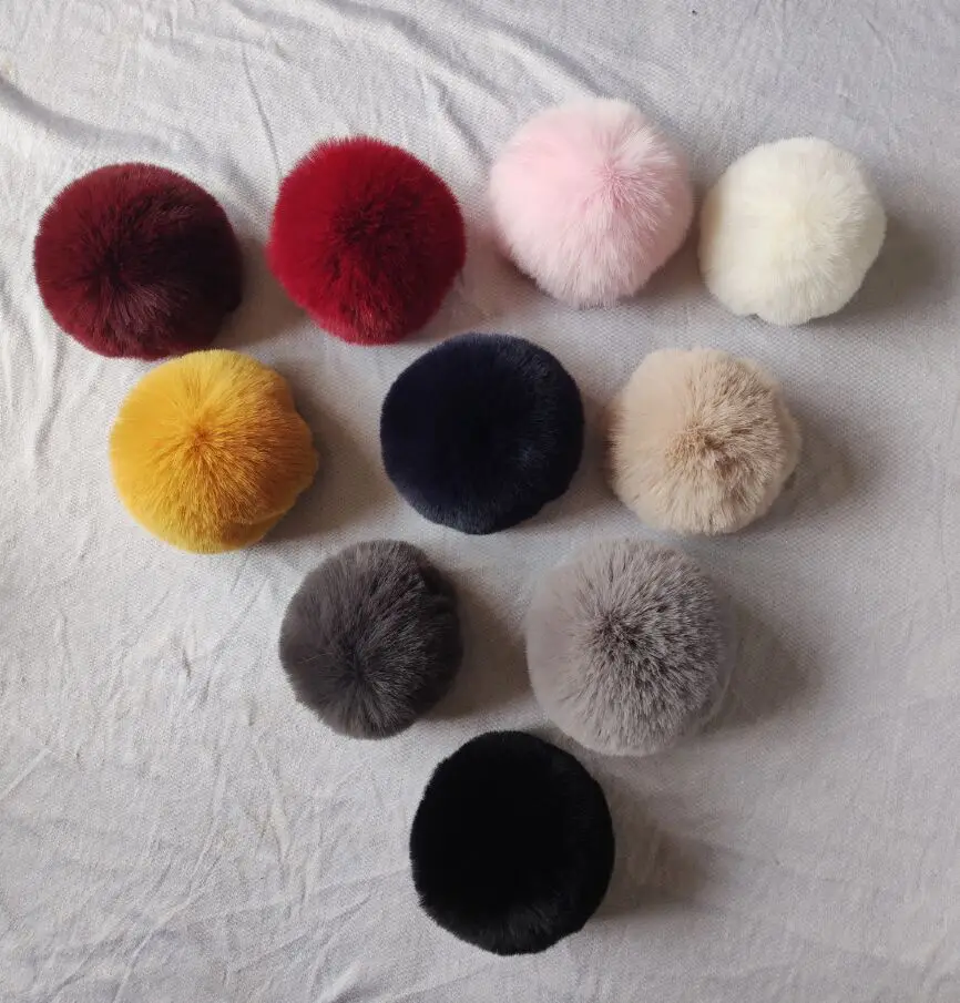 Winter Multicolor Soft Artificial Fox Fur Pom pom Polyester Pompoms For Knitted Beanies Hats And Key Chain Clothing Accessories