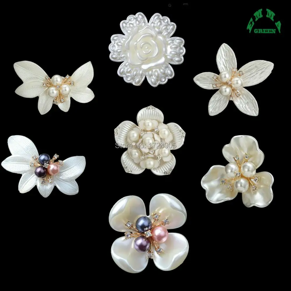 Bouquet Cluster Pearls  White Pearl Petal Flower Buttons 10pcs Flat Back Crystal Buttons Embellishments for DIY Hair Accessories