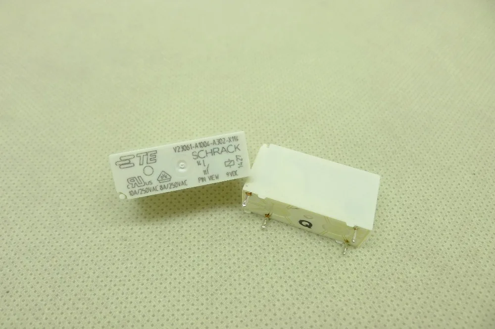 V23061-A1004-A302-X114 V23061-A1005-A302-X112 V23061-A1007-A302-X113 Power Relay 8A 250VAC 4 Pins