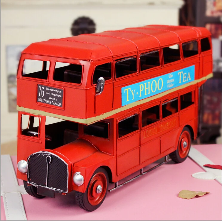 D creative Home Furnishing European Vintage bus model of the American study the living room decoration decoration tin desktop