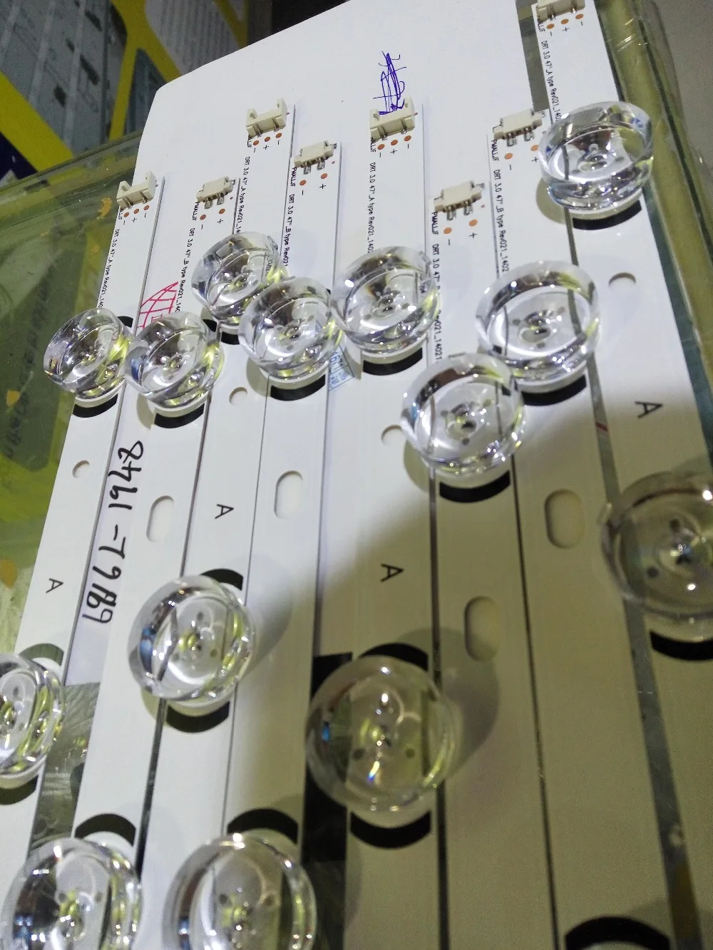 8 قطعة جديد 6916L-1948A 6916L-1949A 5 + 4LED قطاع nnotek DRT 3.0 6916L-1961A 6916L-1962A 6916-1715A 6916L-1716A ل 47LB5610-CD