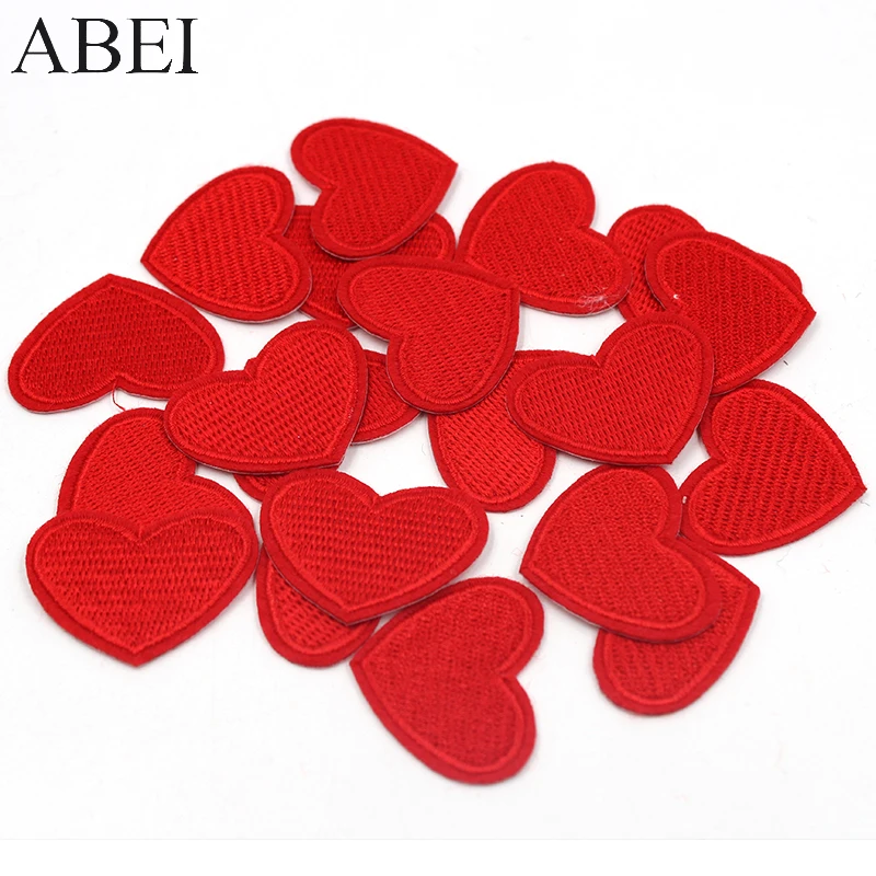 10pcs/lot Embroidery Small Love Heart Appliques Iron On Girls Clothes Hats Shoes Sweaters Appliques Diy Stickers Sewing Material