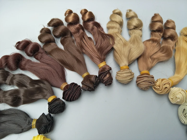 Perruques bouclées de poupée à haute température de 15 cm, pour la réparation des cheveux de poupée en tissu fait à la main russe