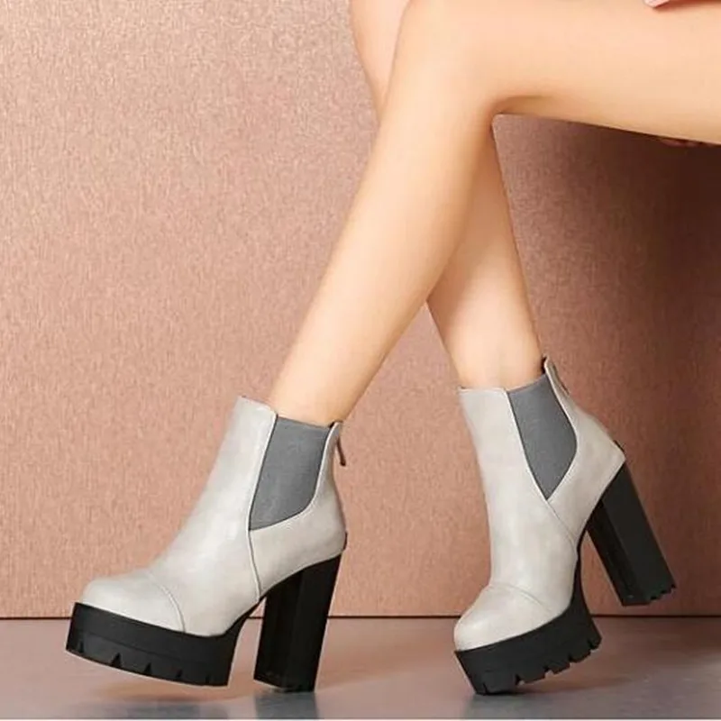 Europe and the United States in autumn and winter black round head high heel women boots British wind high heel boots