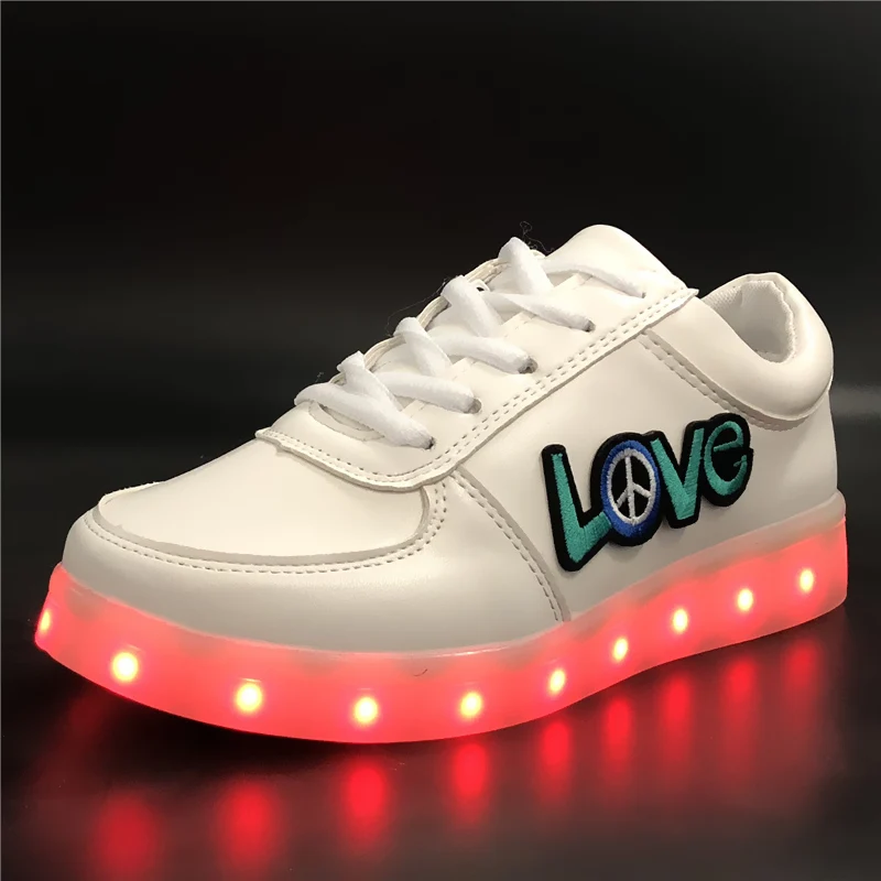 7ipupas 2018 New Fashion Boy&Girl Light Up Shoes Glowing Feminino Baskets Light Sole Children Led Slippers Luminous Sneakers