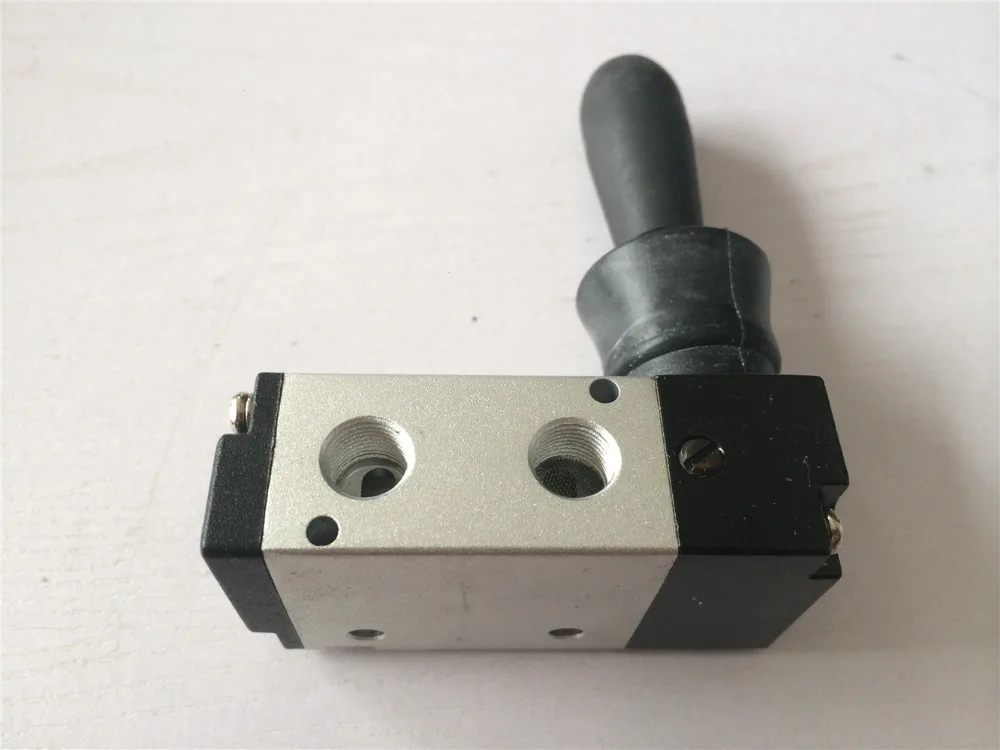 1x3 vie 2 posizioni 1/8 "BSP valvola pneumatica a leva normalmente chiusa 3H210-06