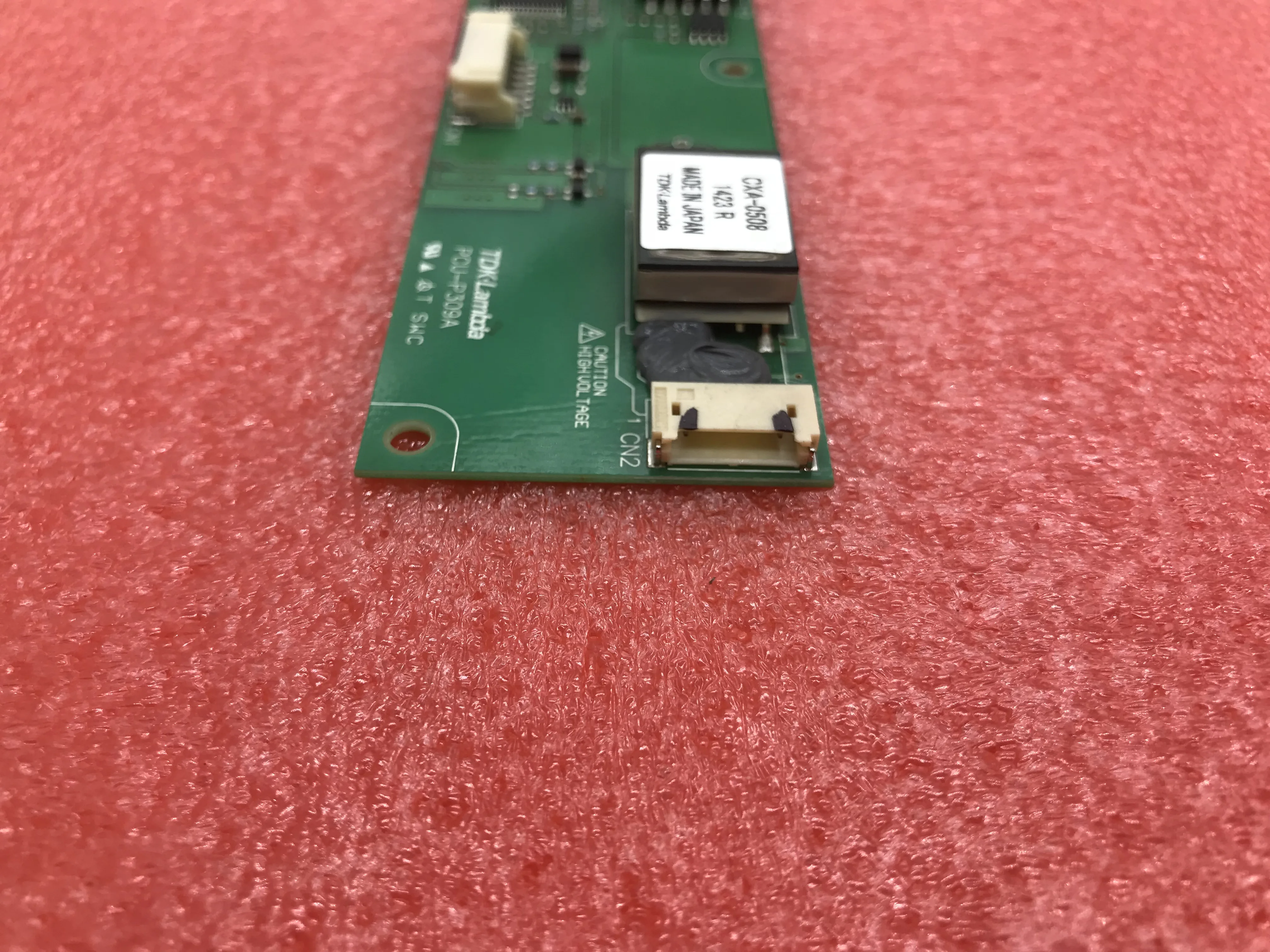 Onduleur LCD CXA-0508 PCU-P309A, testé avant l'expédition