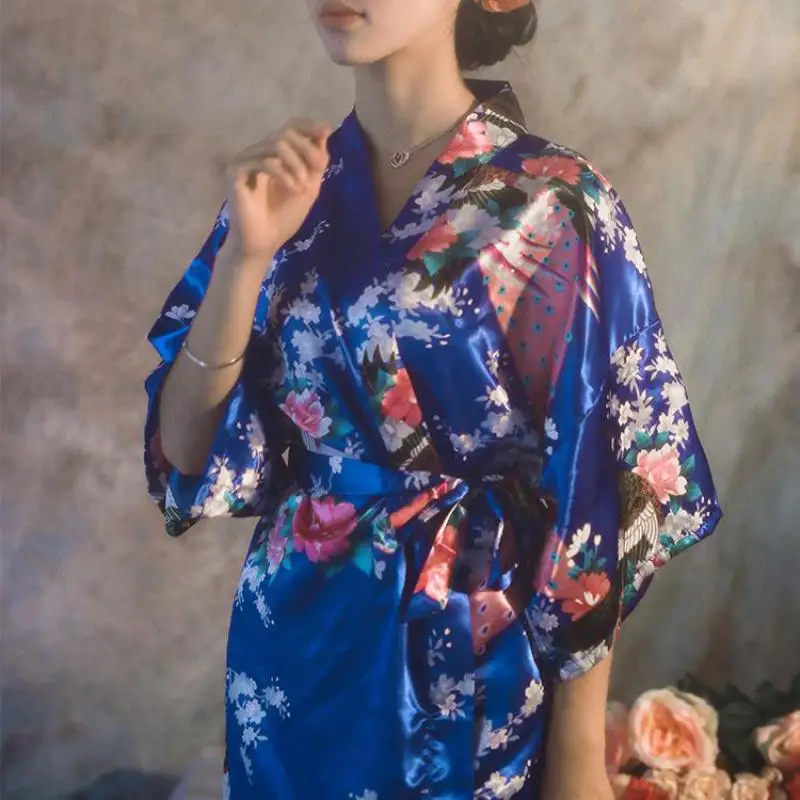 Wholesale Flower&Peacock Kimono Bathrobe Women Satin Soft Sleepwear Sexy Mini Bride Bridesmaid Wedding Robe Dressing Party Gown