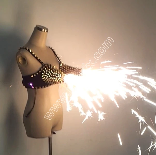 

Free shipping Sexy Women Costumes spray fire bra / nightclub suit / Disco dress / nightclub dress