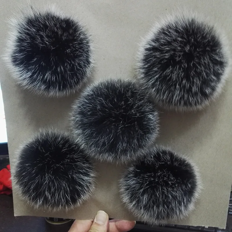 9pcs/lot 10cm Natural Real Fox Fur Ball Pom Poms Fluffy Fur Pompom DIY For Women Kids Winter Hat Skullies Beanies Knitted Cap