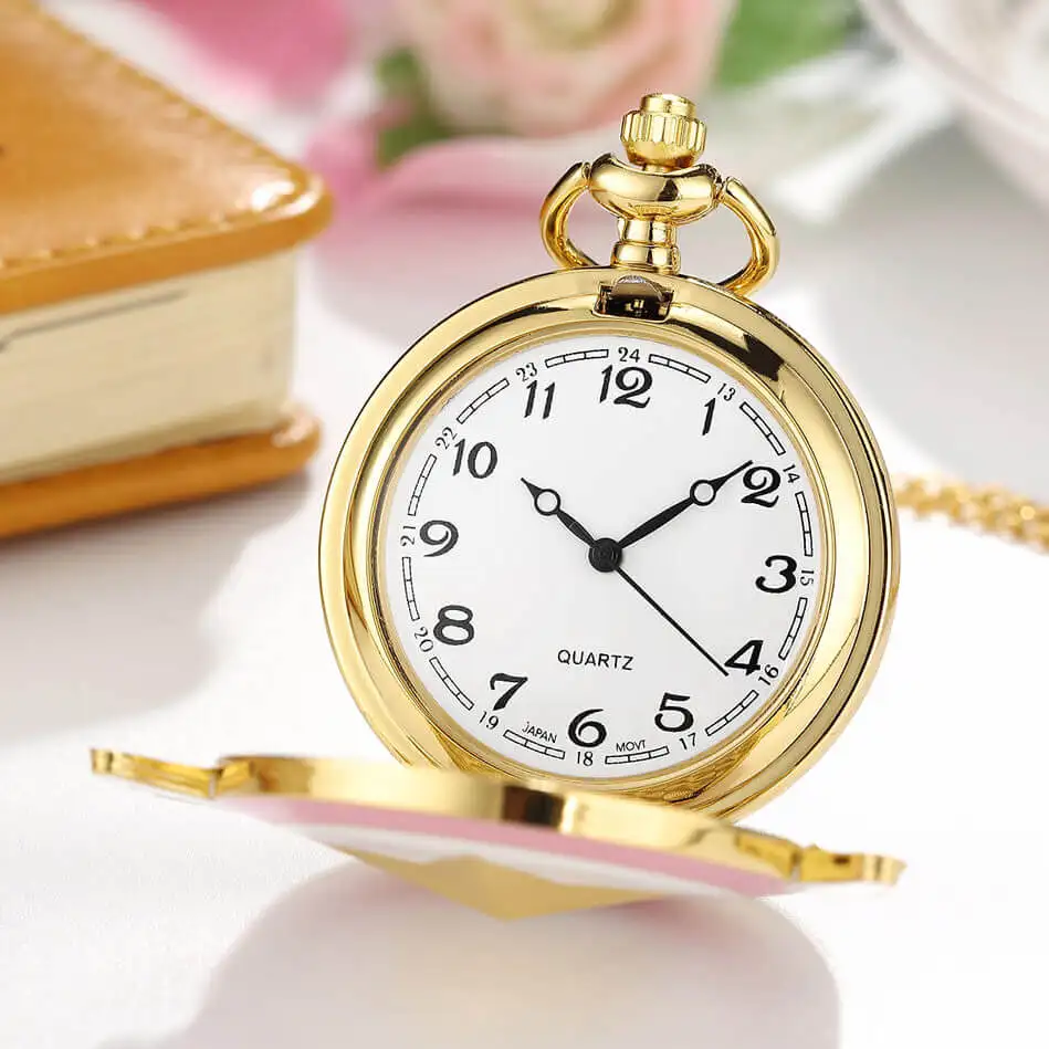 Cardcaptor Sakura Pocket Watch Anime Gold Tone Star Wing Quartz Pocket Watches Steampunk Pendent Necklace Women girls Gifts