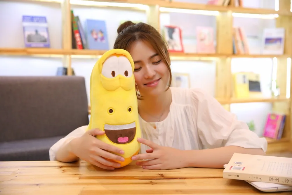 誕生日プレゼントのためのかわいいおもちゃの人形、韓国のアニメ楽しい