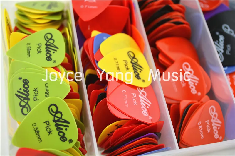 Lots of 600pcs Alice Smooth Nylon Acoustic Electric Guitar Picks Plectrums With Original Box Free Shipping Wholesales