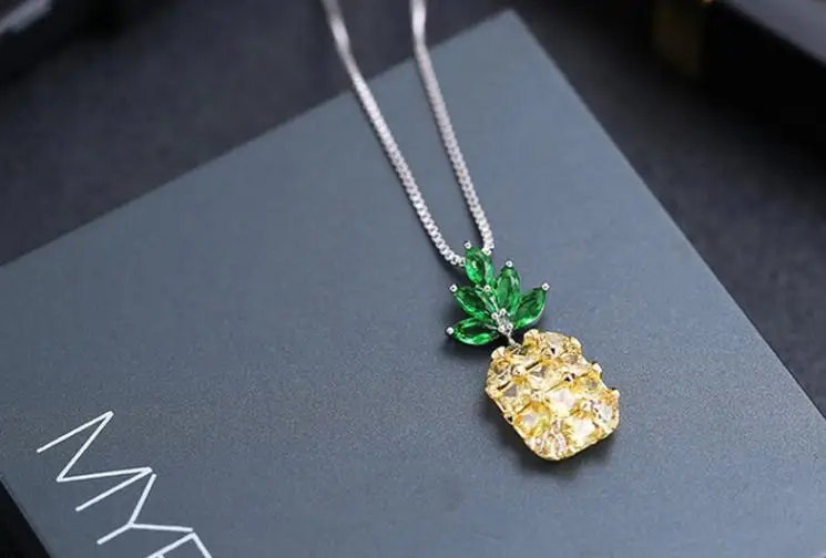 Sweet Pineapple Fruit Shine Cubic Zirconia Platinum Plated Ladies Pendant Necklaces Jewelry For Women No Fade Short Chains