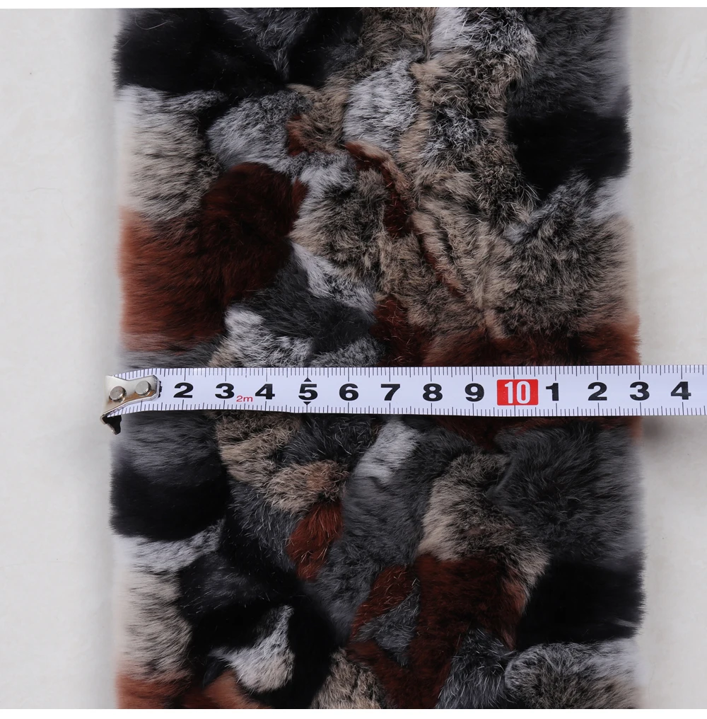 Neue Damen-Schals aus 100% natürlichem Rex-Kaninchenfell, langer Stil, gestrickte Rex-Kaninchenfell-Quastenschals, warme Echtfell-Schals für den Winter. – Detail 4