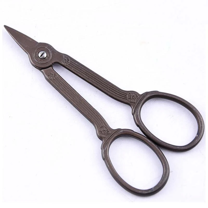 Zakka Vintage Bronze Titanium Scissor Short Cutter Stitch Scissors Handicrafts Household Tools for Needlework 10cm CP0381