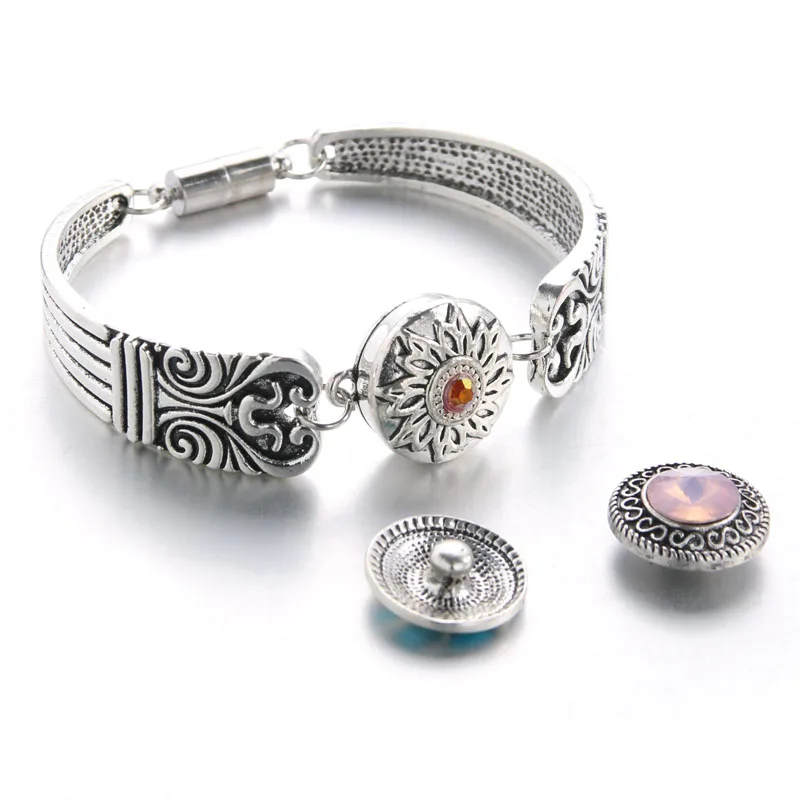 Snap Jewelry 18mm Snap Buttons Bracelet 13 Designs Flowers Carved Vintage Magnetic Snap Bracelets for Women Men 9388