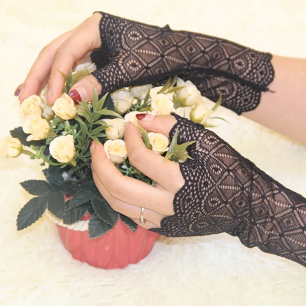 Women Elegant Charming Sunscreen fingerless Gloves Female Driving Anti-uv Lace Party Gloves Transparent Elastic Mittens