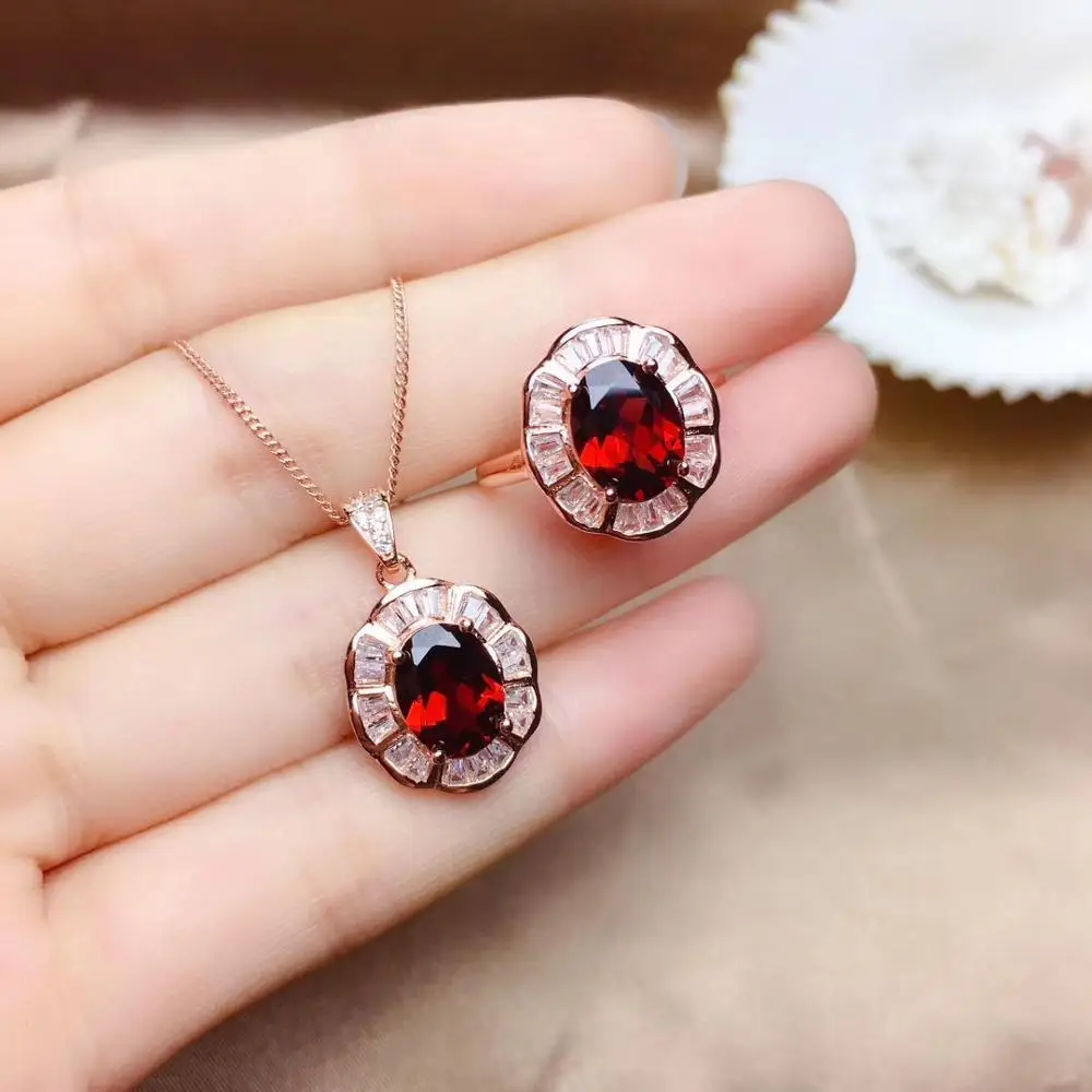 

noble natural garnet gemstone ring and necklace jewelry set for lady rose gold color oval good color natural gem birthstone gift