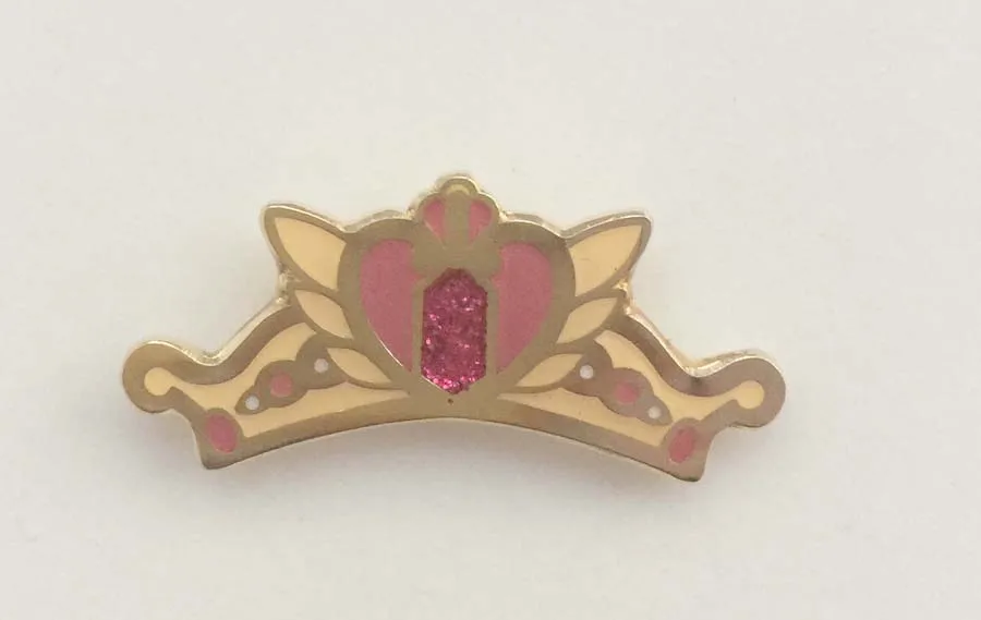 

Custom 1.25" 31.75mm Crown Shape Lapel Pin Badge With Glitter Zinc Alloy Metal Material With Butterfly Clutch Fitting