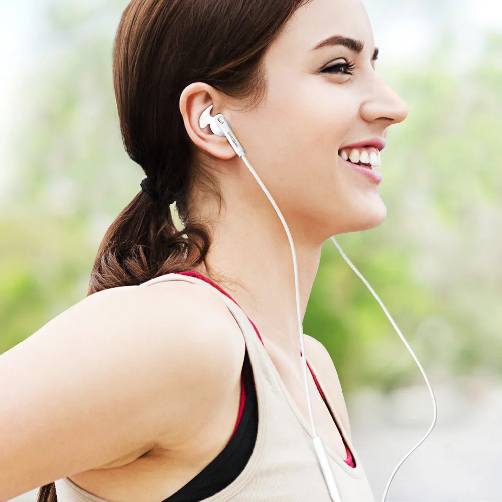 サムスンギャラクシーs7/s7エッジ/s6/s6エッジスポーツイヤフォン用の10ペアの交換用イヤーフックチップシリコンイヤージェルバッド (ブラック)