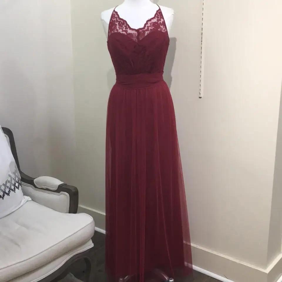 robe demoiselle d'honneur 2019 Burgundy Bridesmaid Dresses A Line Halter Neck Tulle Long Wedding Party Dress Sexy Back Lace Top