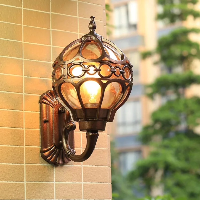 

HAWBOIRR LED European style simple outdoor creative spherical waterproof rust retro corridor lamp residential street wall lamp