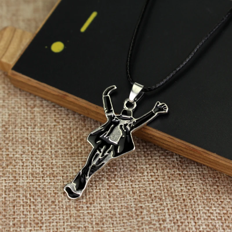 

Classic Pop Star Singer MJ Necklace Dancing Michael Jackson Enamel Pendant Necklace For Fans Monumental Jewelry Accessories