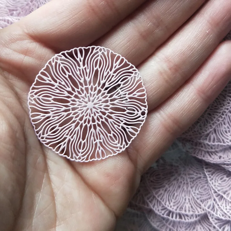 30 Stück AB3487 40mm Runde Verbindungsstücke Filigrane Hohle Anhänger Ohrring-Zubehörteile Anhänger Verbindungsstücke – Detail 8
